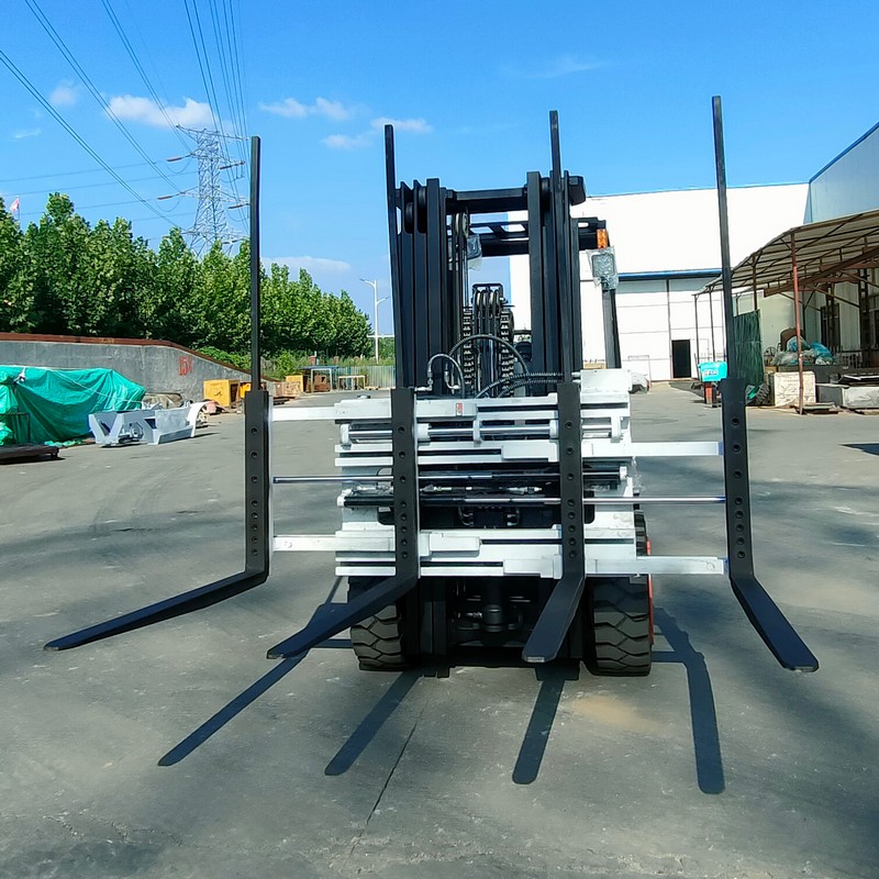 Двойные вилы для поддонов