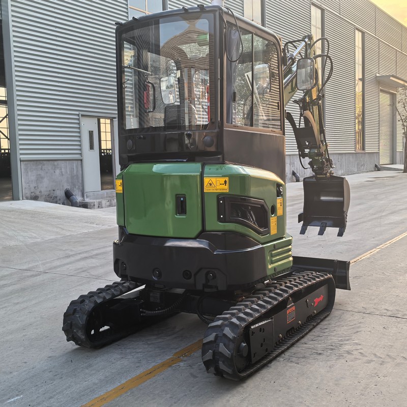 Мини-экскаватор 2,5 тонны