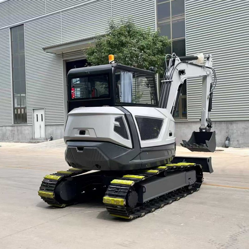 Продается небольшой экскаватор