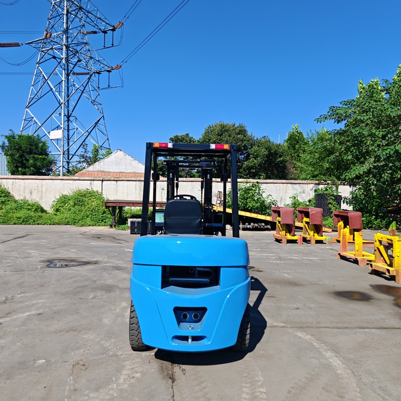 Вилочные погрузчики с подушечными шинами IC