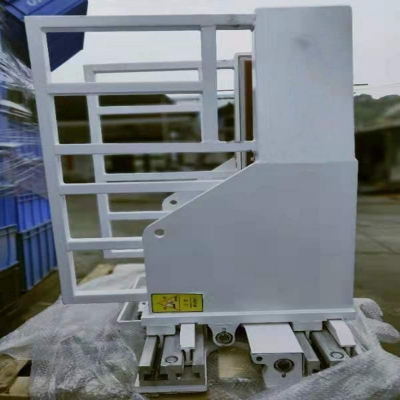 Кирпичный зажим