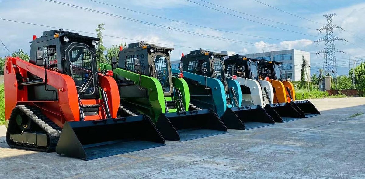 Гусеничный погрузчик с бортовым поворотом