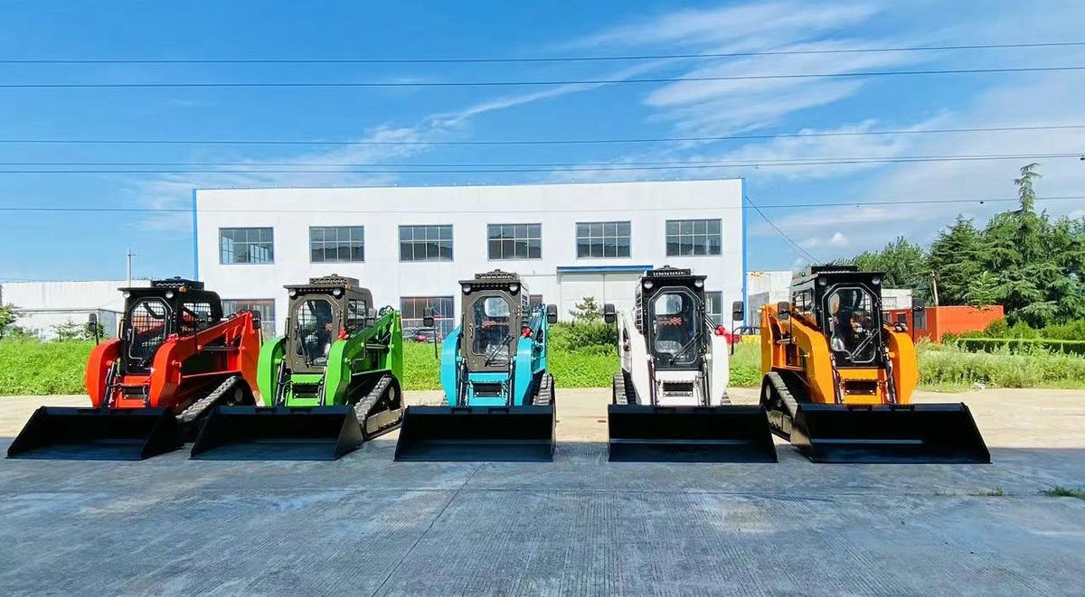 Гусеничный погрузчик с бортовым поворотом