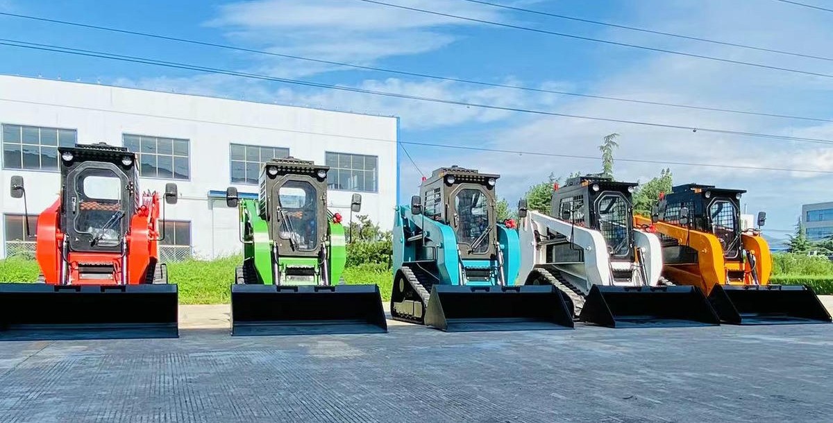 Гусеничный погрузчик с бортовым поворотом