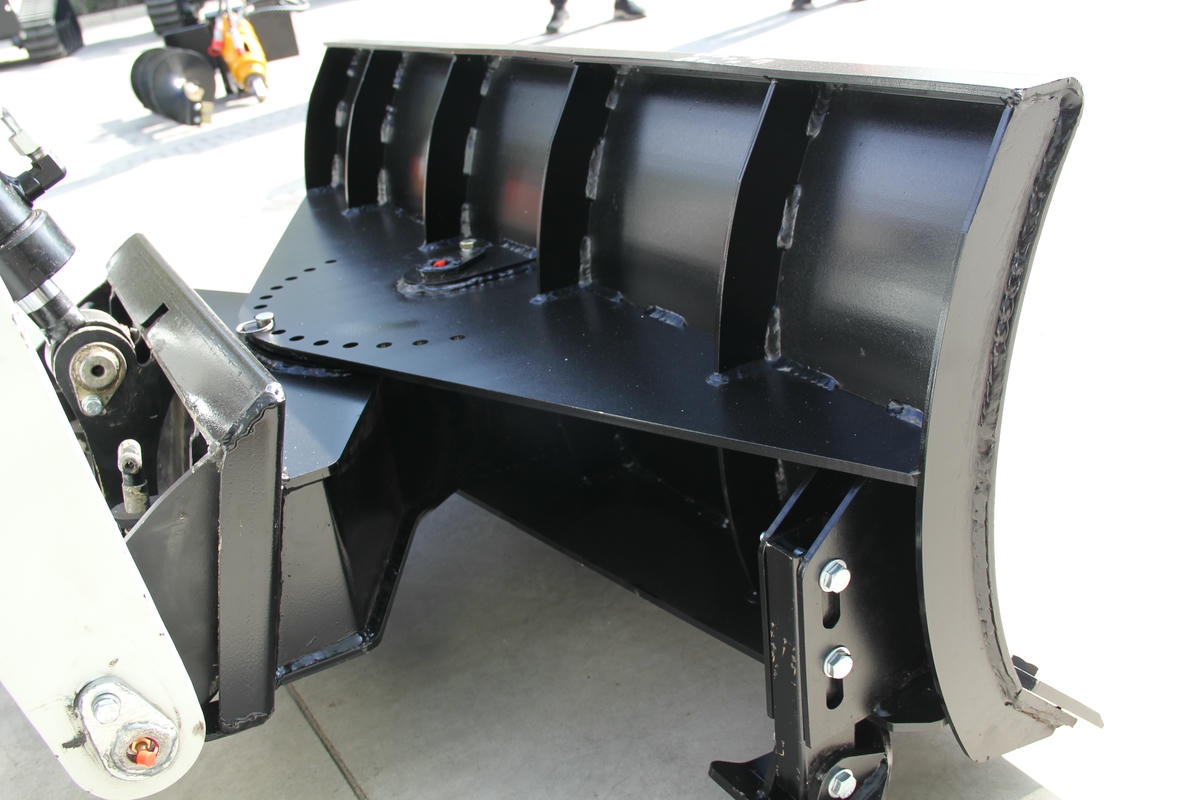 Угловое лезвие