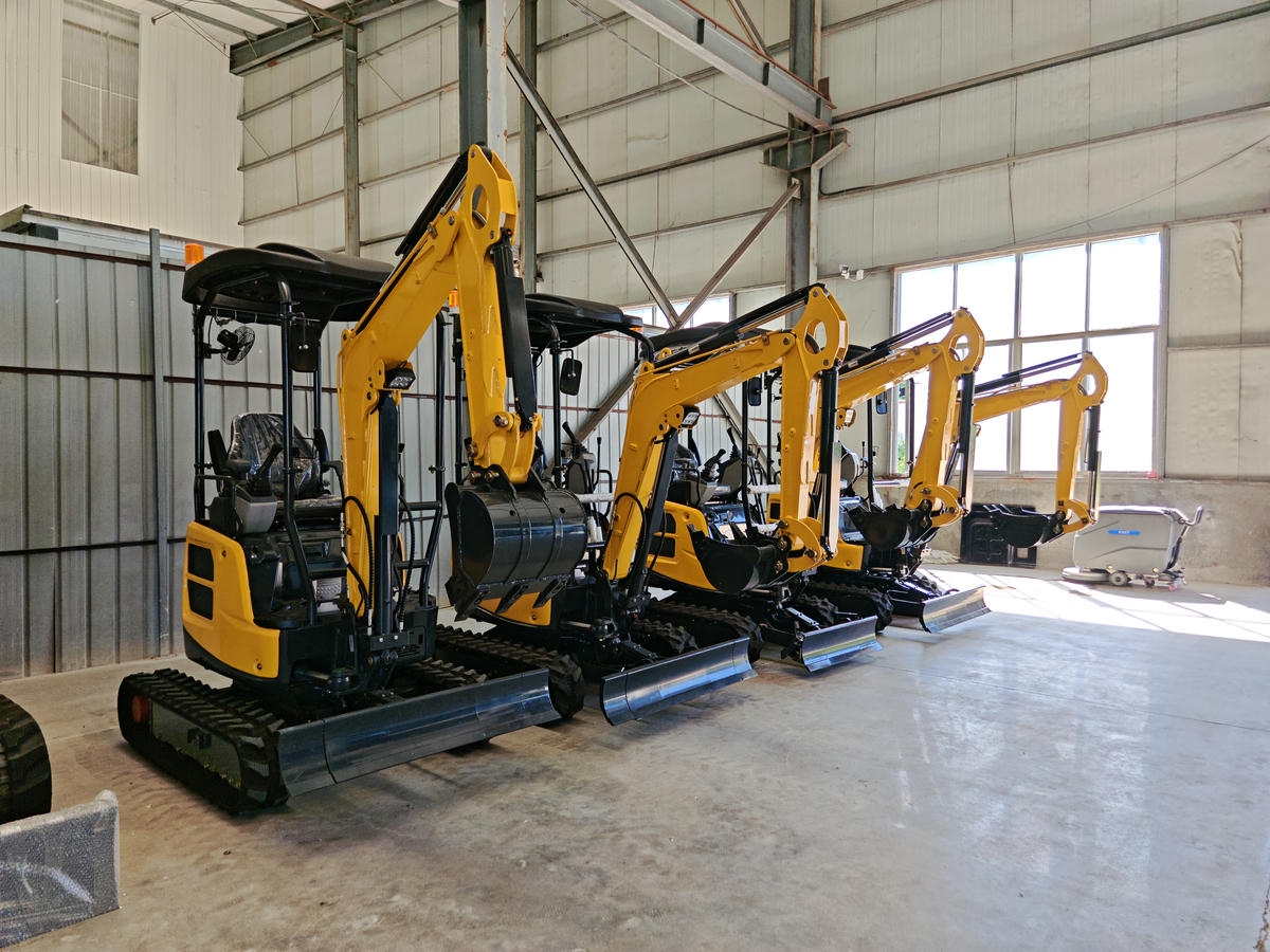 мини-экскаватор